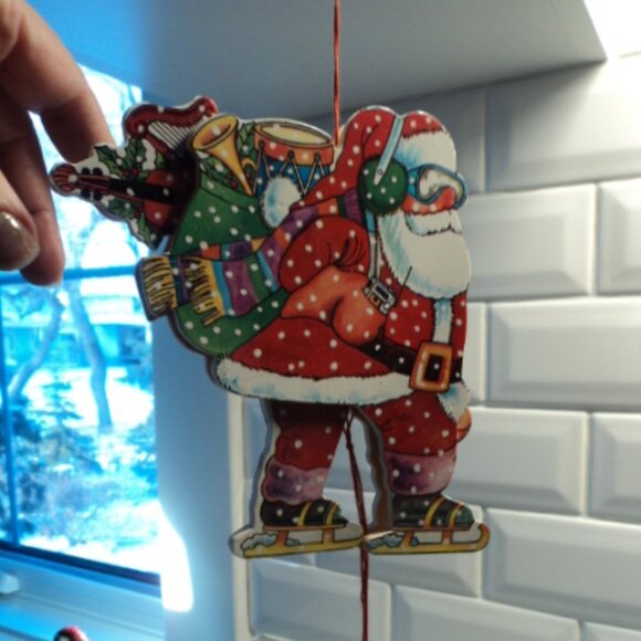 vintage Christmas wooden pull string ornament - Picture 1 of 4